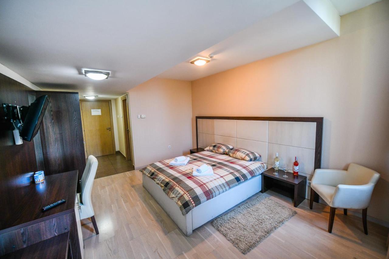 La Casa Apartments Баня-Лука Екстер'єр фото